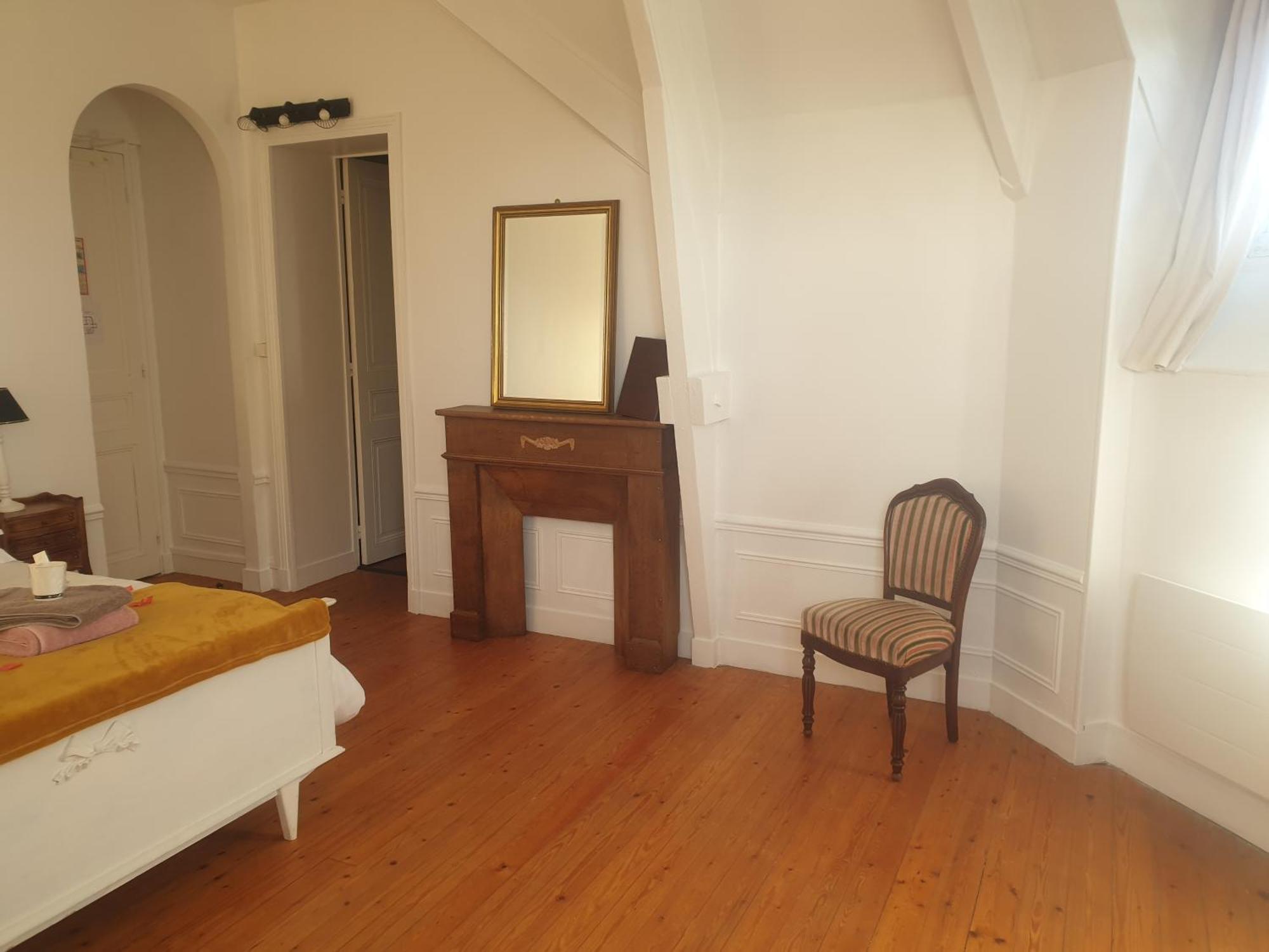Surville  Chateau De Surville חדר תמונה